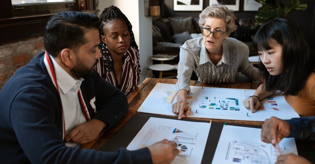 découvrez l'art du mentorat : un accompagnement personnalisé pour booster votre développement personnel et professionnel. apprenez à naviguer dans votre carrière avec les conseils d'experts et inspirez-vous des réussites partagées.