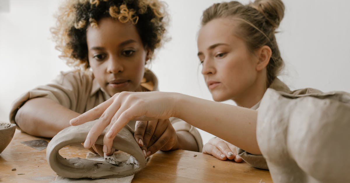 découvrez l'art du mentorship et comment il peut transformer votre parcours professionnel. apprenez à guider et inspirer les autres tout en développant vos propres compétences grâce à des conseils d'experts et des expériences enrichissantes.